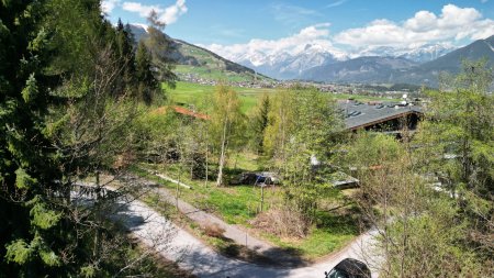 Sonniges Grundstück mit Weitblick: Ihr Platz für individuelle Wohnträume in Axams (teilbar)