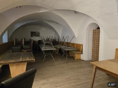 Restaurant mit mehreren Gasträumen - ab sofort - zu vermieten! Innenstadtlage!