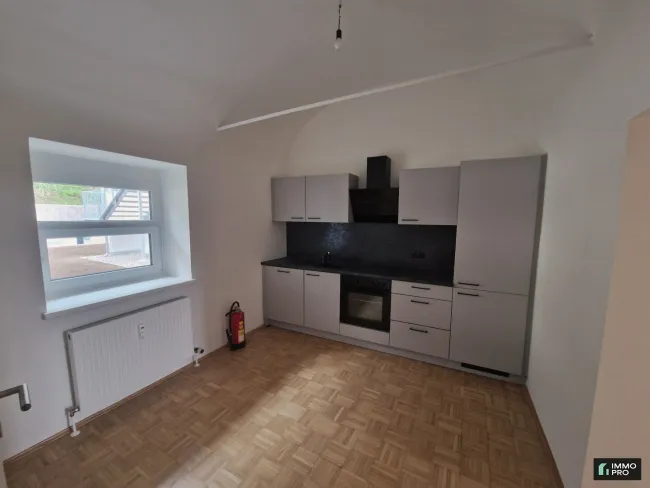 Generalsanierte 2-Zimmer-Wohnung mit zugeordnetem Parkplatz - in Wildon! - Bild