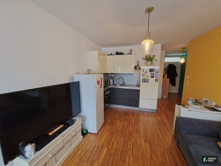 VERKAUF! Entzückende 2-Zimmer-Wohnung mit Garten und Tiefgaragenplatz in 8047 Ragnitz!