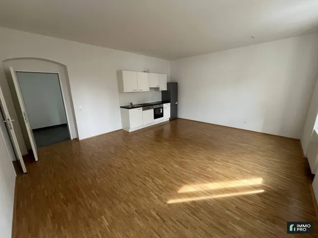 Helle 2-Zimmer-Wohnung in Leoben mit Parkplatz zu vermieten - Titelbild