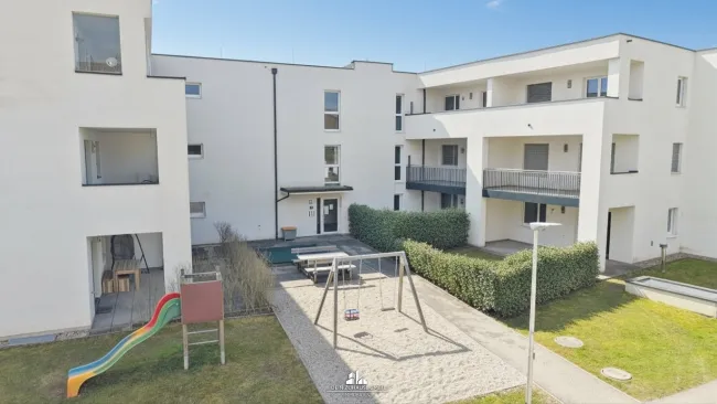 DEIN ZUHAUSE - Moderne Eigentumswohnung mit Loggia in Frankenmarkt - Titelbild