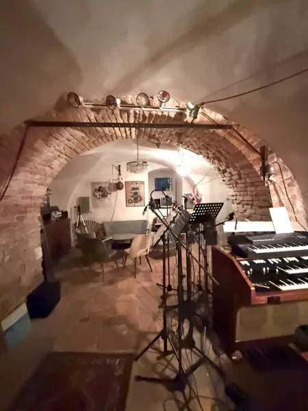 Musikraum im Keller