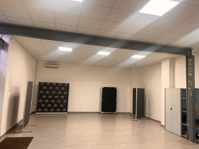 Halle, Lager, Werkstatt, Ordination, Ausstellungsraum ca. 90 m² PROVISIONSFREI!!!! D1 - Bild